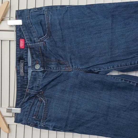 Anthropologie Level 99 Cropped Wide-Leg, Dark Wash Jeans, Size 28 - Picture 3 of 12